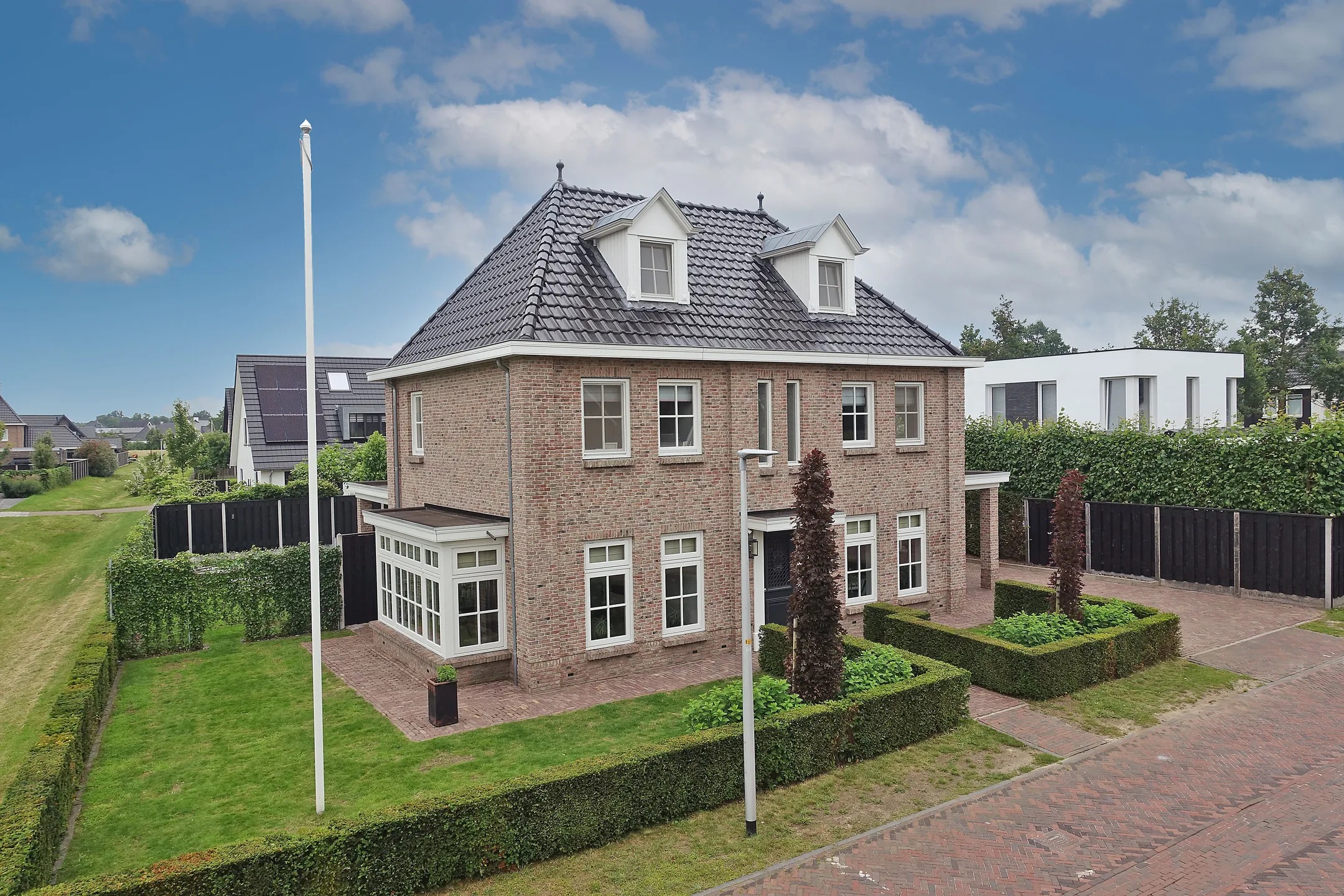 Vrijstaande woning Leeghwaterlaan 1 in Almelo