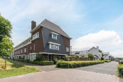 Eengezinswoning, halfvrijstaande woning Vierhoutenstraat 8 in Tilburg
