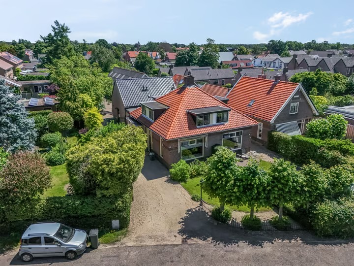 2-onder-1-kapwoning Meester Bosweg 10 in Leersum