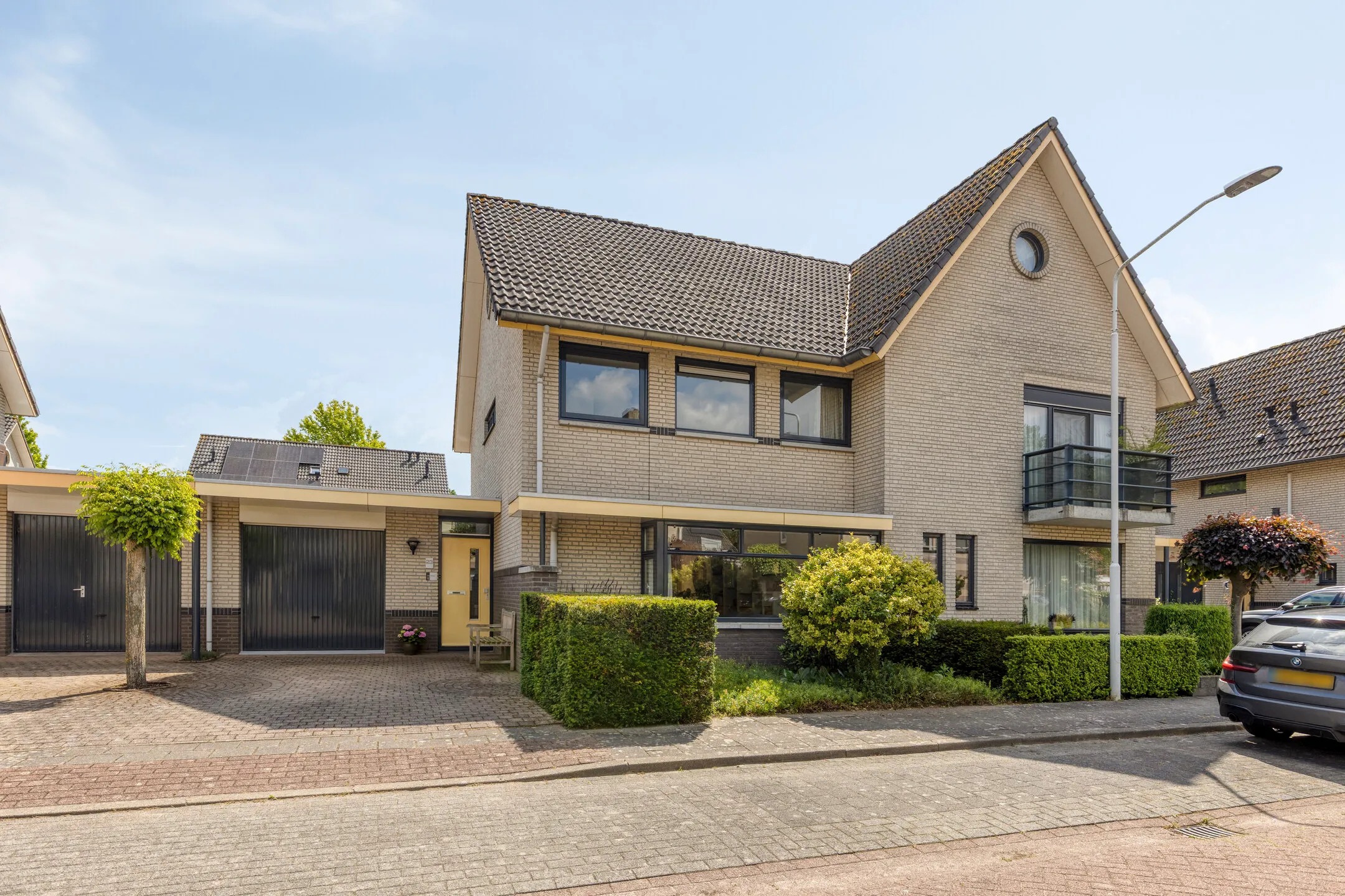 Geschakelde 2-onder-1-kapwoning Galmheuvel 23 in Best