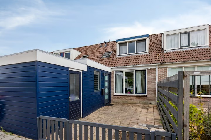Tussenwoning Balkweiterhoek 71 in Zwaagdijk-West
