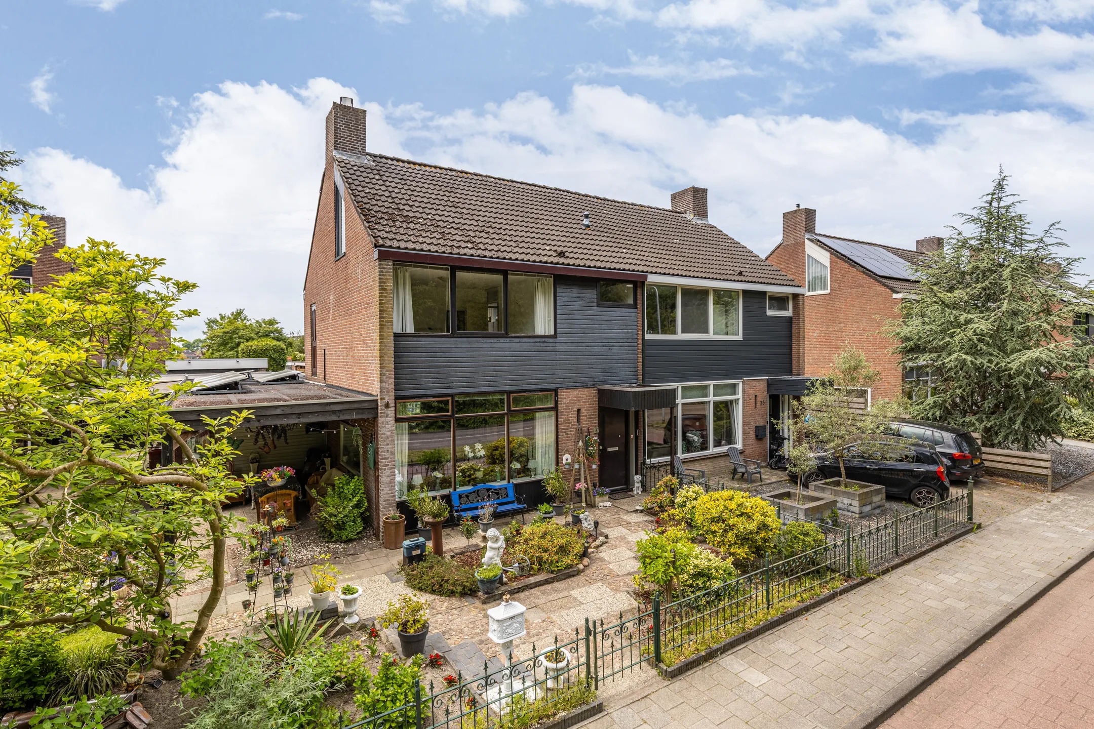 2-onder-1-kapwoning Pekelderstraat 37 in Winschoten