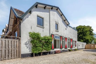 Hoekwoning Leidseweg 220 in Voorschoten