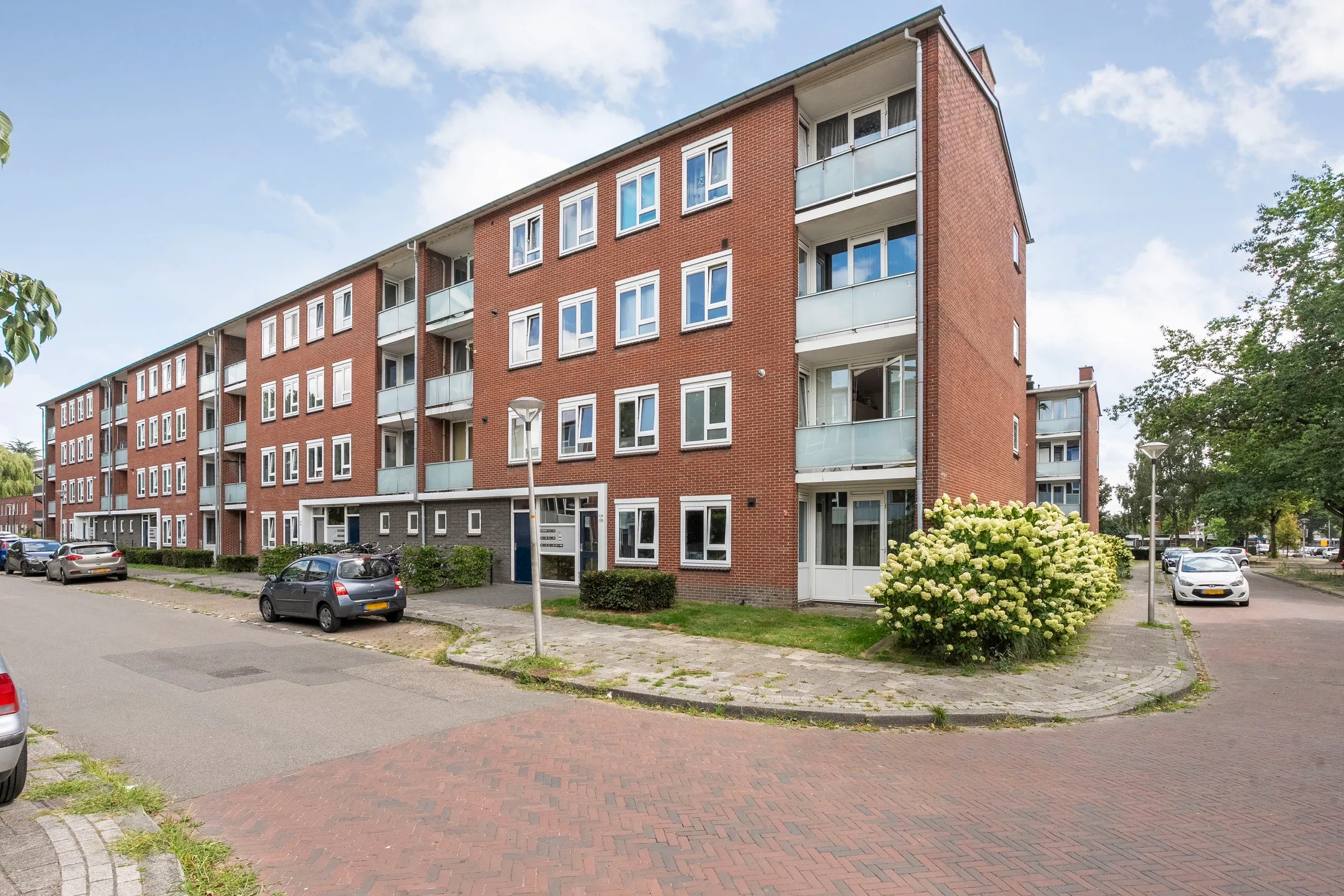 Portiekflat Rembrandtlaan 126 in Enschede