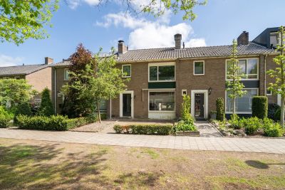 Tussenwoning Pinksterbloemstraat 8 in Enschede