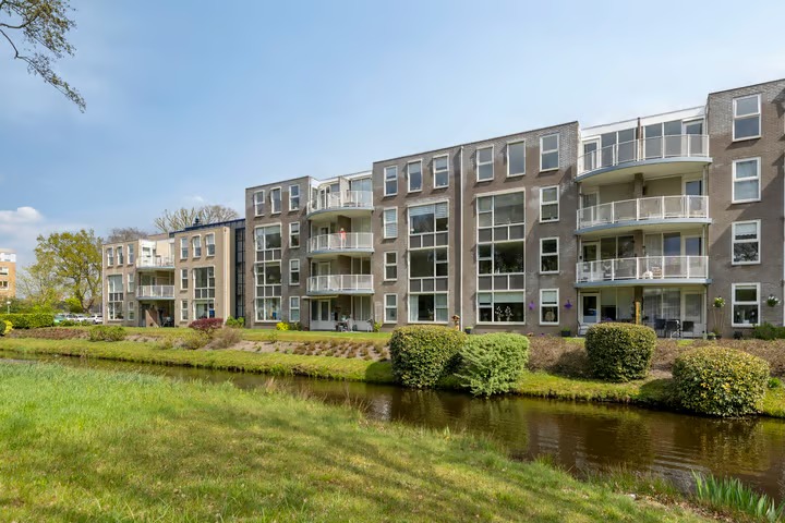 Galerijflat R.H. van Deestweg 4 29 in Veendam