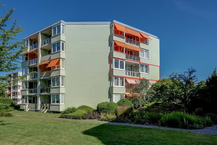Portiekflat Lindenlaan 38 B in Bergen (NH)