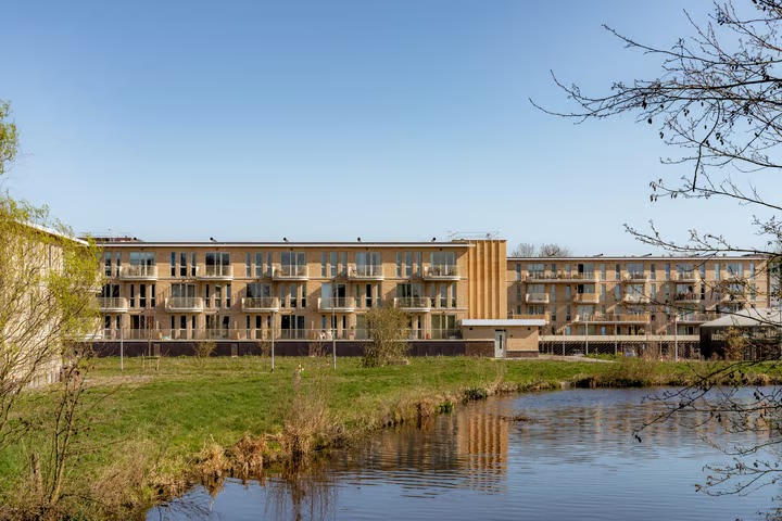 Galerijflat Vuurliniehof 158 in De Kwakel