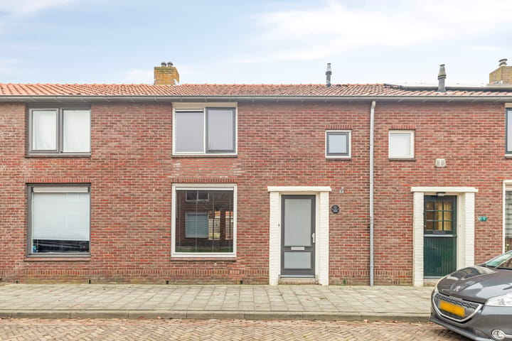 Tussenwoning Zweedsestraat 15 in Ouwerkerk