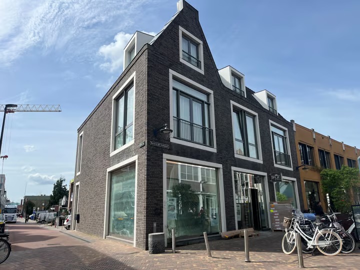 Portiekflat Bernard van Kreelpoort 16 in Veenendaal