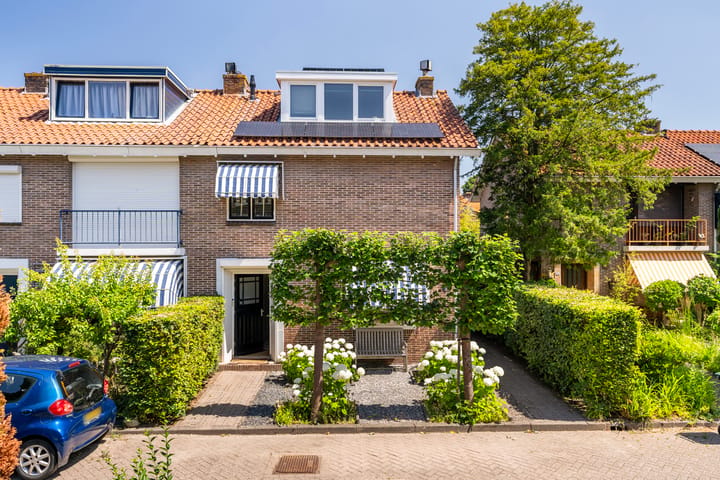 Hoekwoning Graaf Lodewijkstraat 9 in Barendrecht