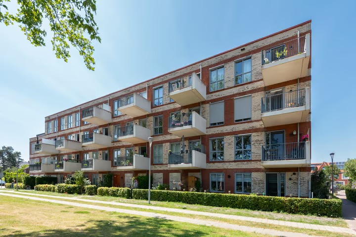 Galerijflat Van Lijnden van Hemmenstraat 159 in Hoofddorp