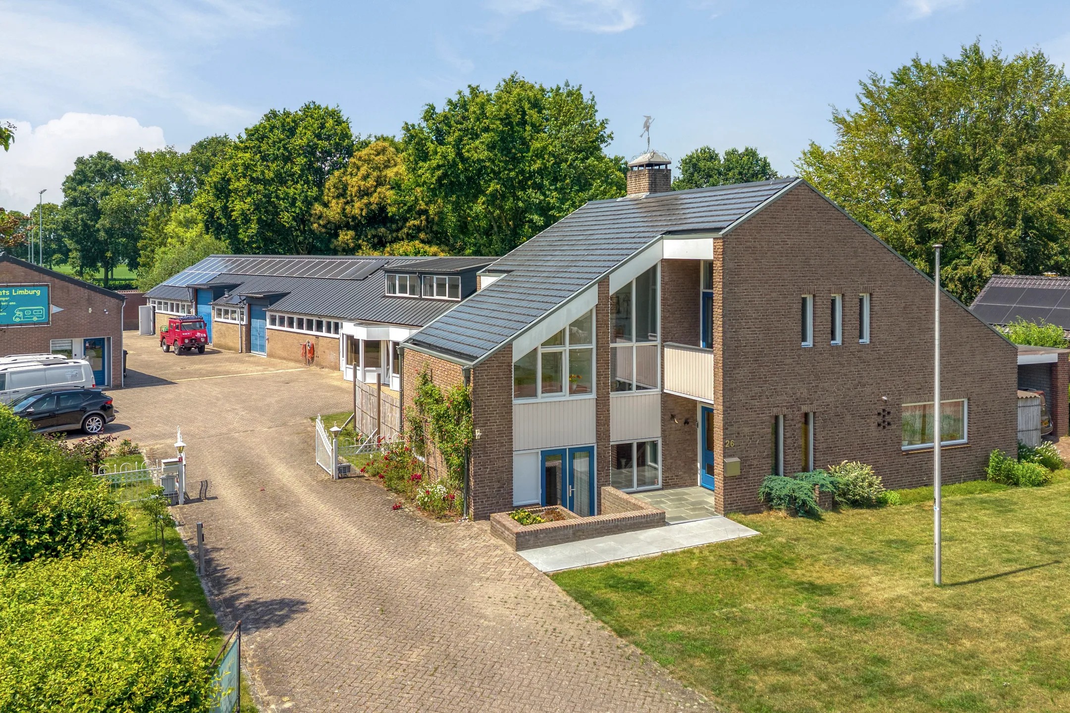 Vrijstaande woning (bedrijfs- of dienstwoning) Castenrayseweg 26 in Oirlo