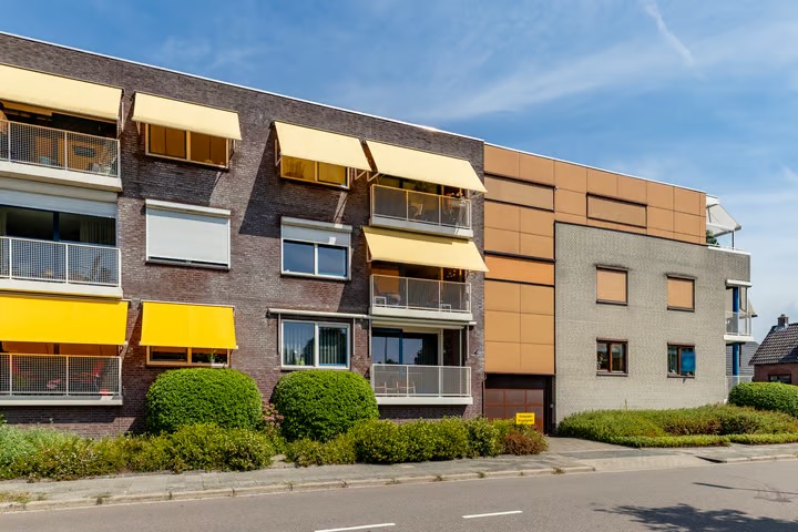 Galerijflat Gebroken Meeldijk 120 in Barendrecht