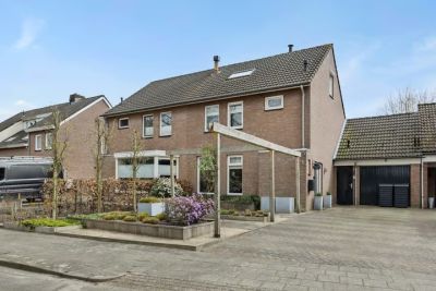 2-onder-1-kapwoning Reusel 15 in Deurne