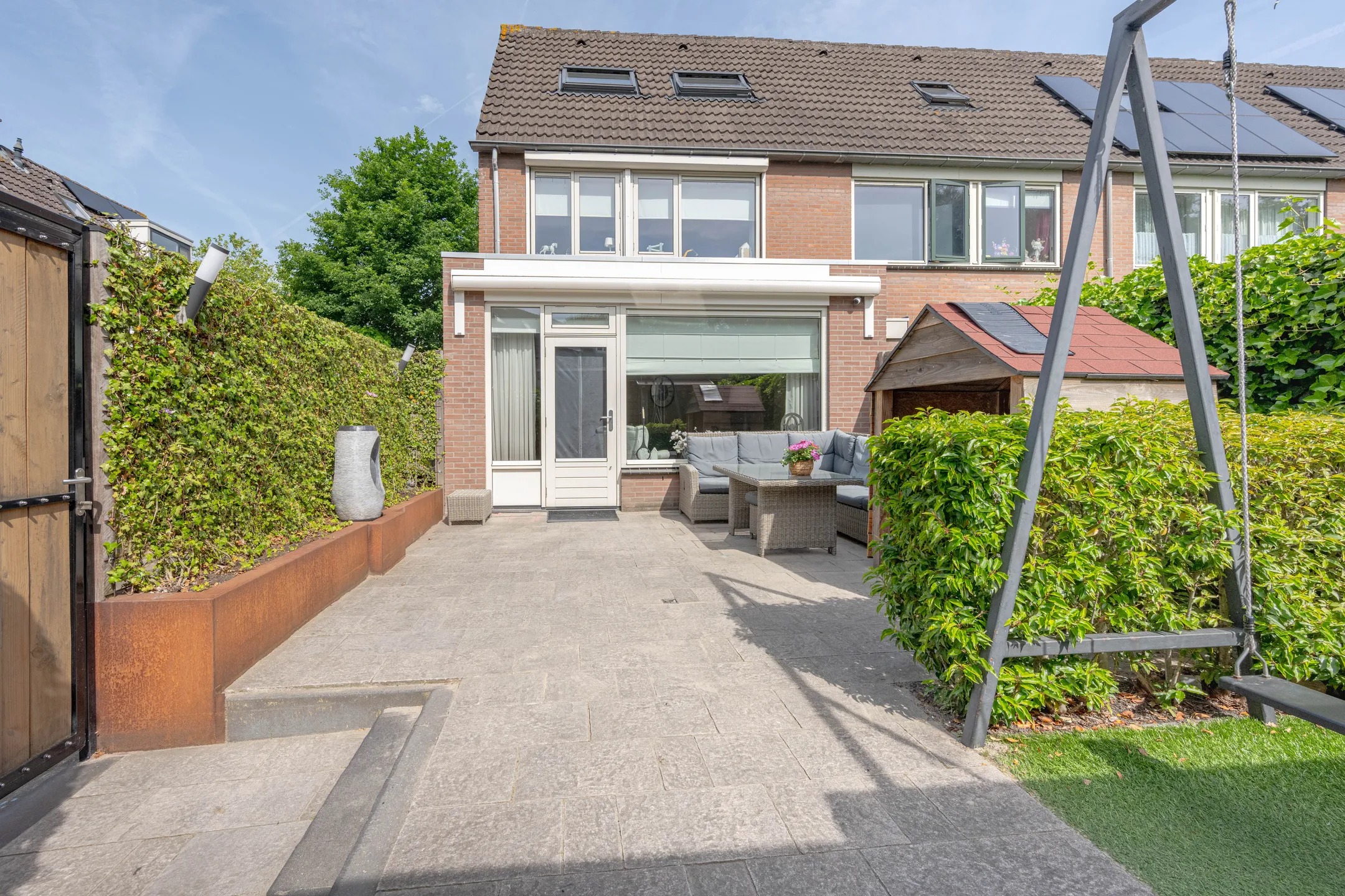 Hoekwoning Botter 107 in Barendrecht