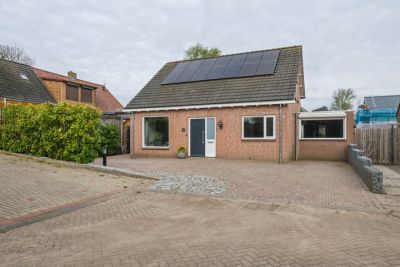 Vrijstaande woning Altenastraat 1 in Nieuwendijk