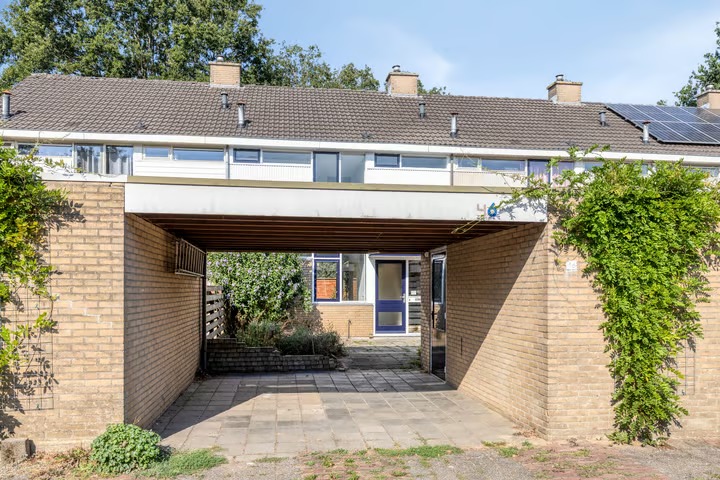 Tussenwoning van Leeuwenhoeklaan 46 in Doetinchem