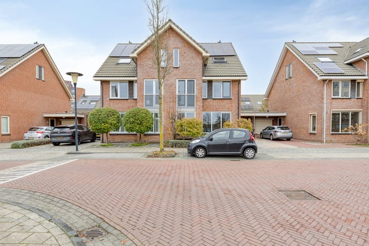 2-onder-1-kapwoning Kröllerhaven 41 Barendrecht