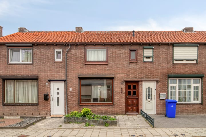 Eengezinswoning, tussenwoning Bosjesweg 32 in Sluiskil