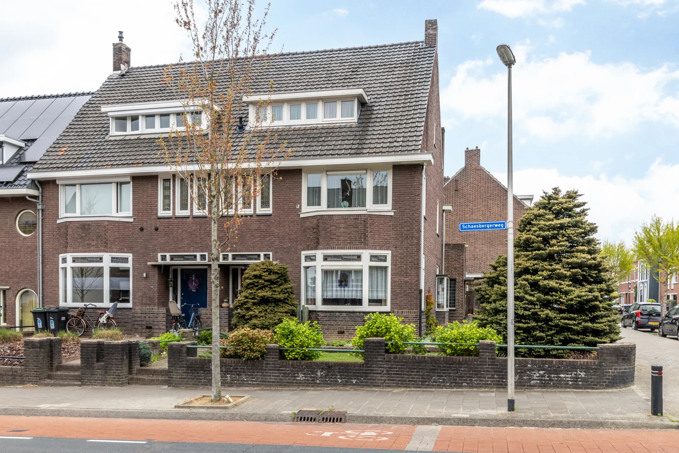 Hoekwoning Schaesbergerweg 37 in Heerlen