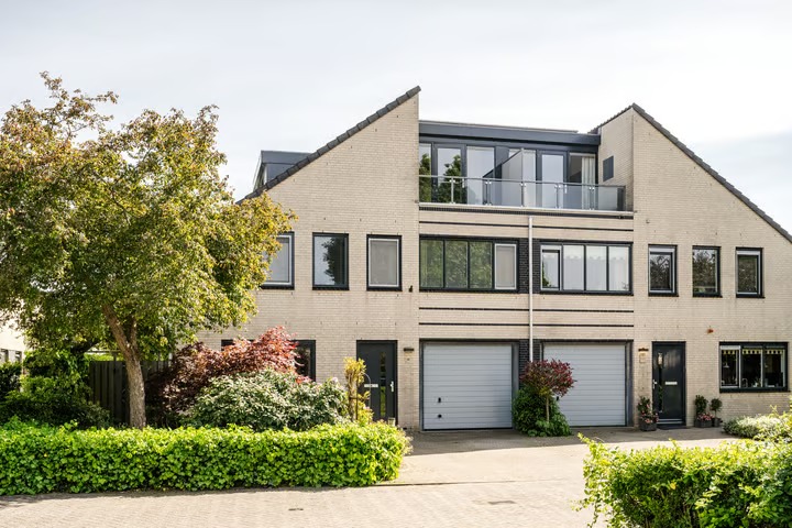 2-onder-1-kapwoning Park Oosterspaarn 44 in Haarlem