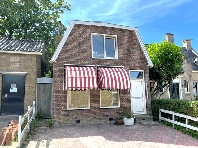 Vrijstaande woning Kerkstraat 3 in Pingjum