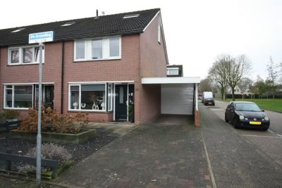 Hoekwoning De Groenling 64 in Vriezenveen