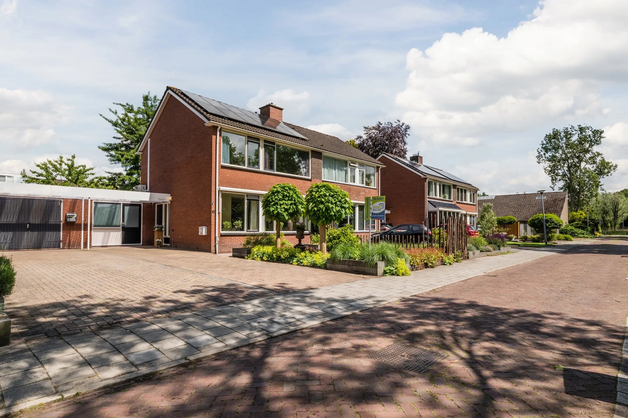 Geschakelde 2-onder-1-kapwoning De Wedde 10 in Stadskanaal