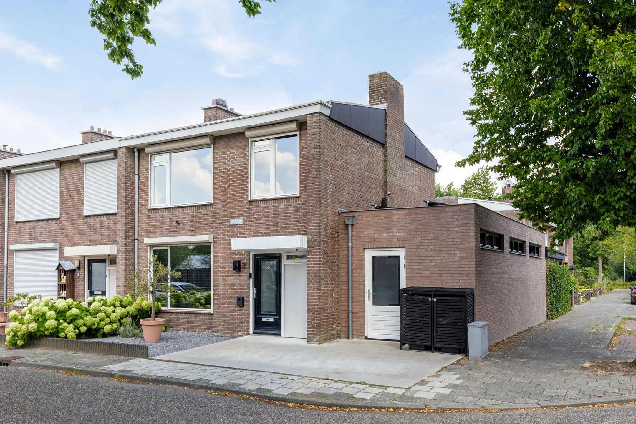 Hoekwoning Asterstraat 2 in Sint-Michielsgestel