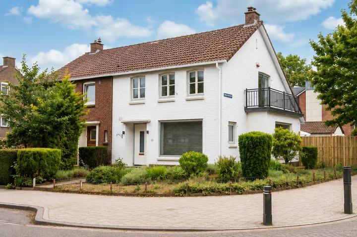 2-onder-1-kapwoning Kluis 20 in Geleen