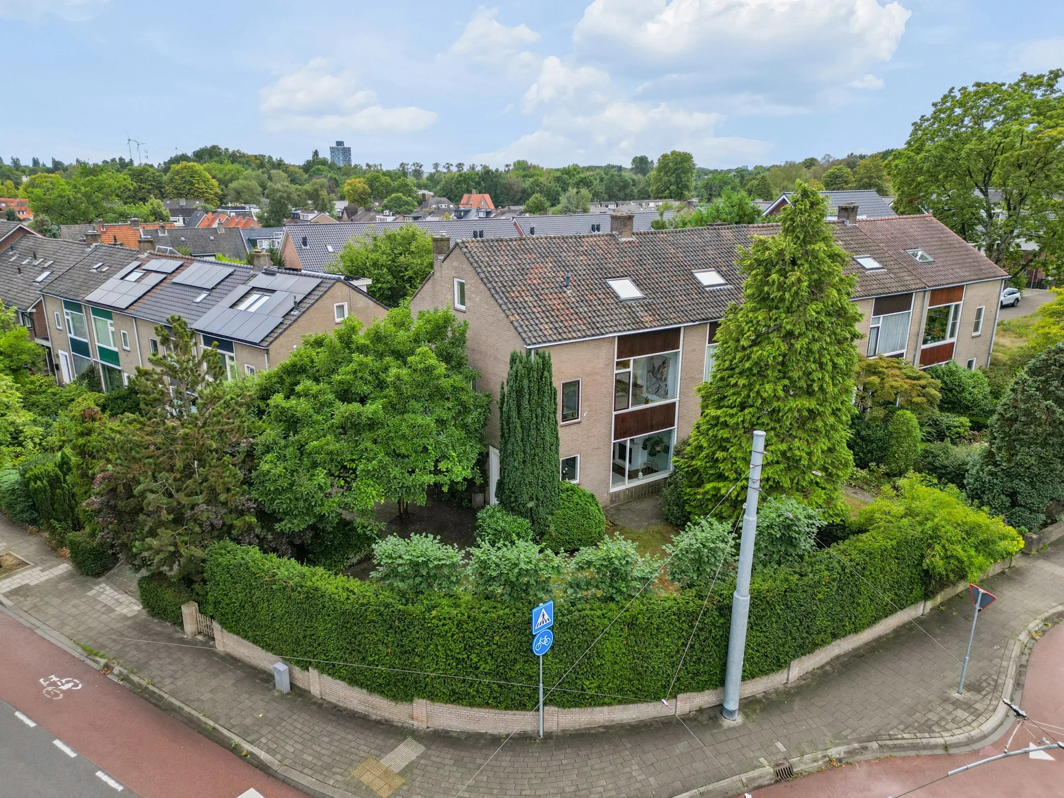 Hoekwoning Arnhemsestraatweg 25 Velp