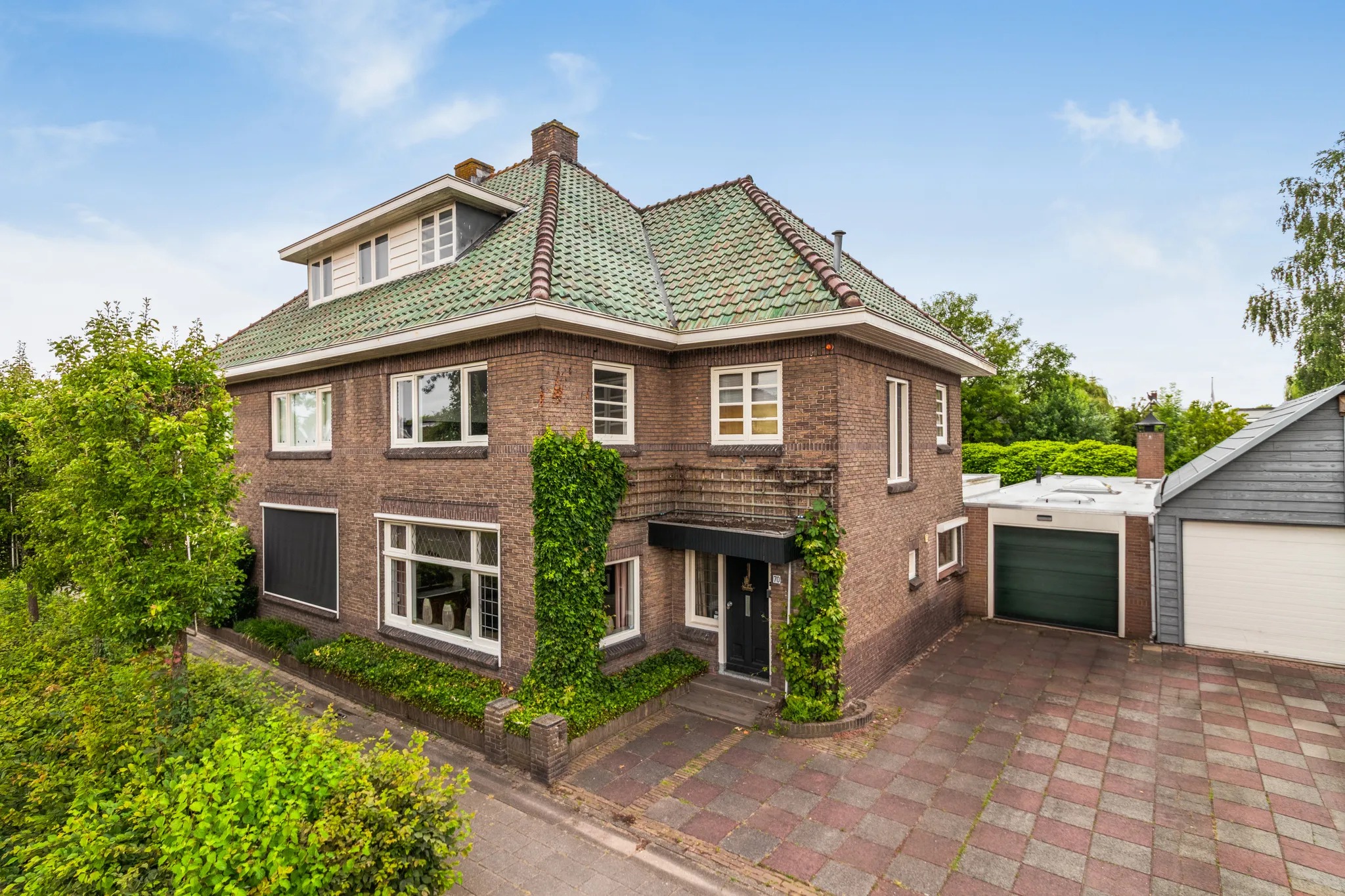 2-onder-1-kapwoning Rijksstraatweg 70 in Sleeuwijk