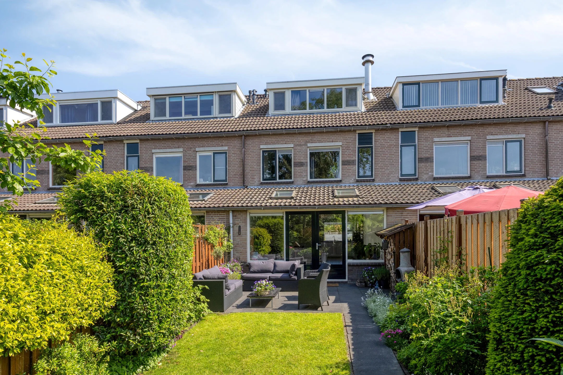 Tussenwoning Paardebloemweg 9 in Zoeterwoude