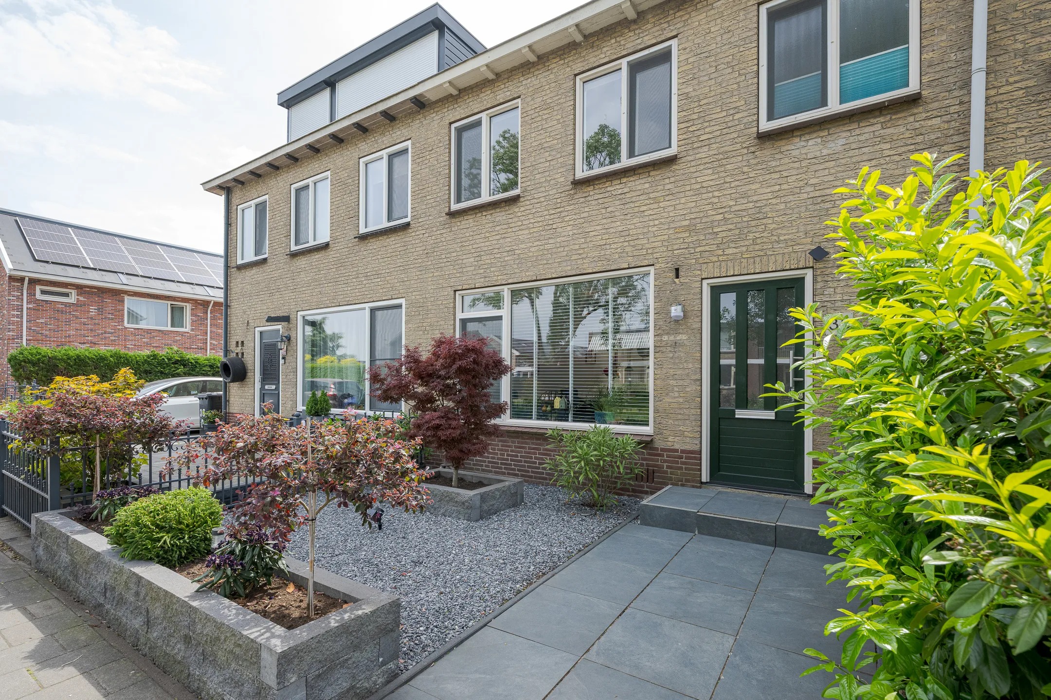 Tussenwoning Kerklaan 38 in Leimuiden