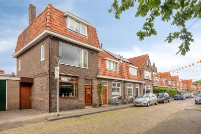 Hoekwoning Begoniastraat 3 in Zwolle