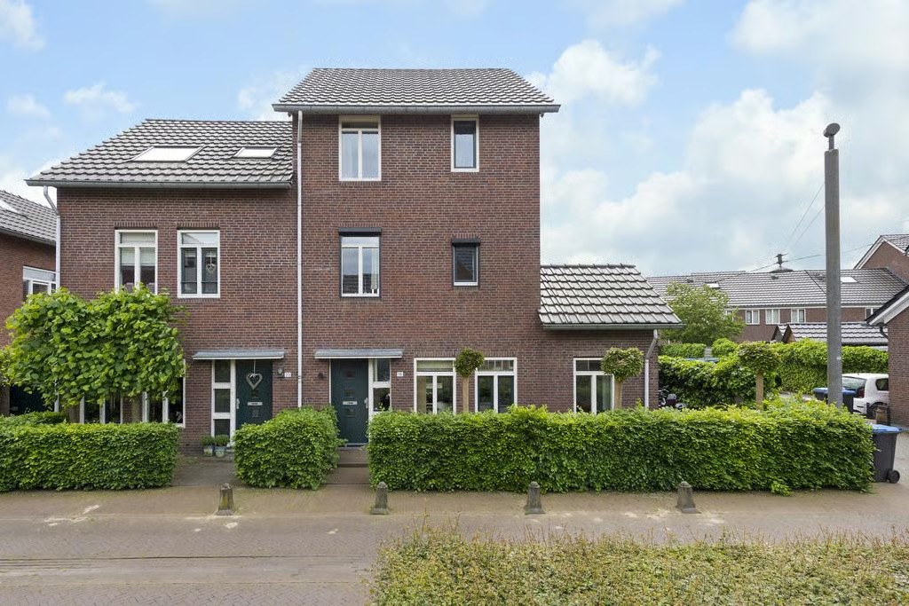 2-onder-1-kapwoning Tuinderserf 18 in Arnhem