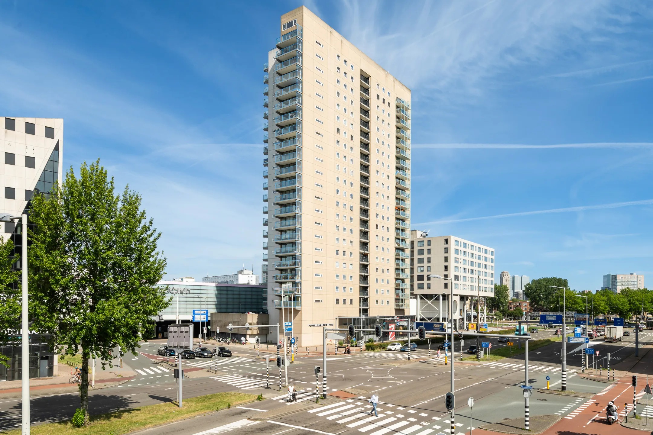 Portiekflat Strevelsweg 707 Rotterdam