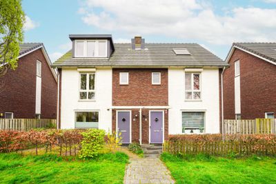 Eengezinswoning, 2-onder-1-kapwoning Koningsstraat 36 in Aalsmeer