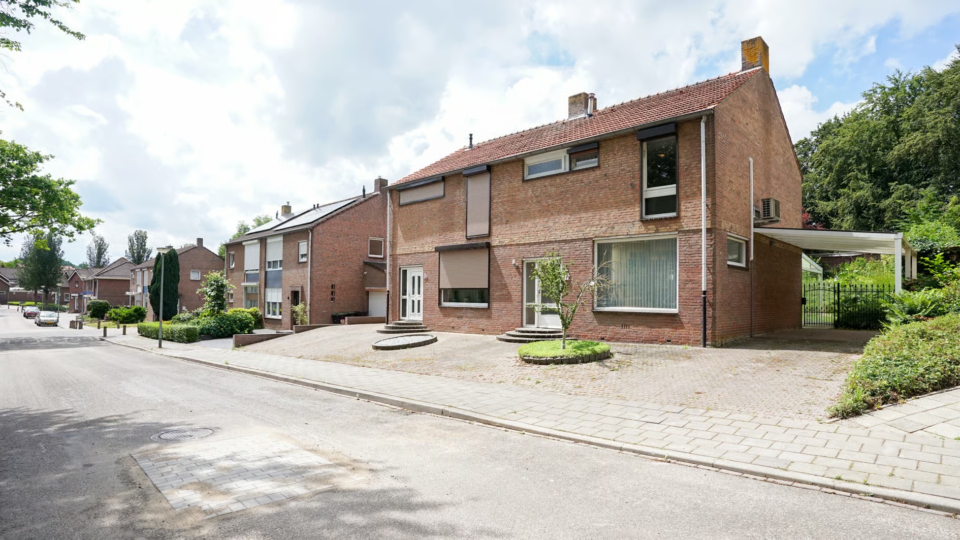2-onder-1-kapwoning Regentessestraat 7 in Brunssum