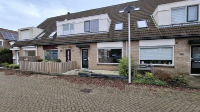 Tussenwoning Moeraskreek 5 in Spijkenisse