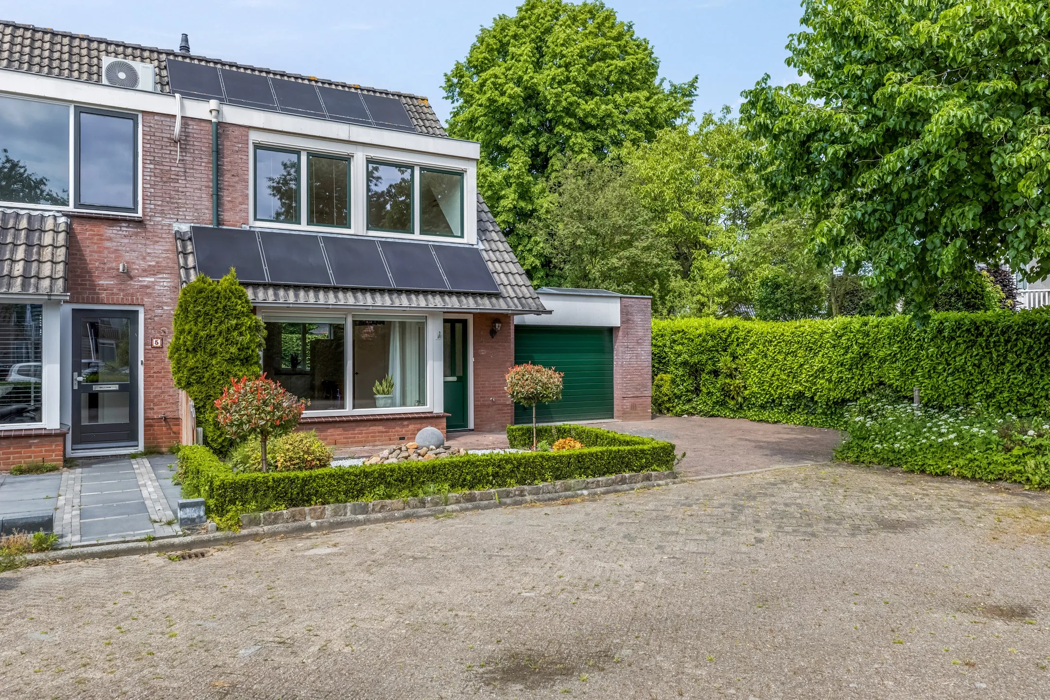 Hoekwoning Rademakerslaan 7 in Voorthuizen