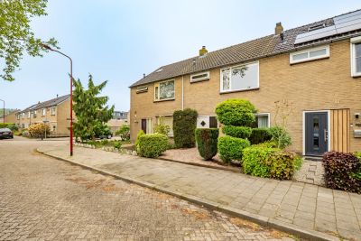 Tussenwoning Acaciastraat 27 in Nieuwegein