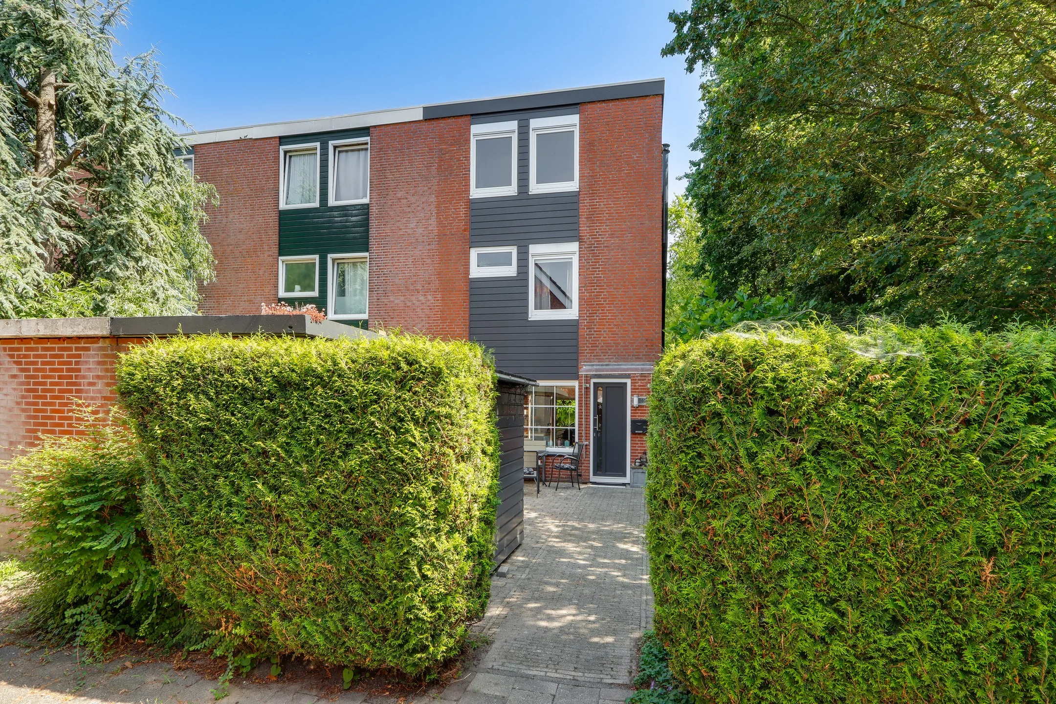 Hoekwoning Lindholm 241 in Hoofddorp