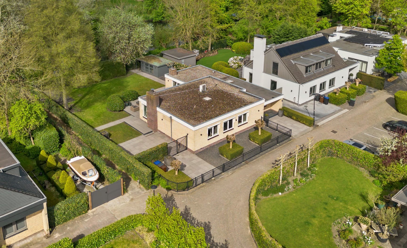 Vrijstaande woning Dominee Bleekerhof 15 in Abcoude