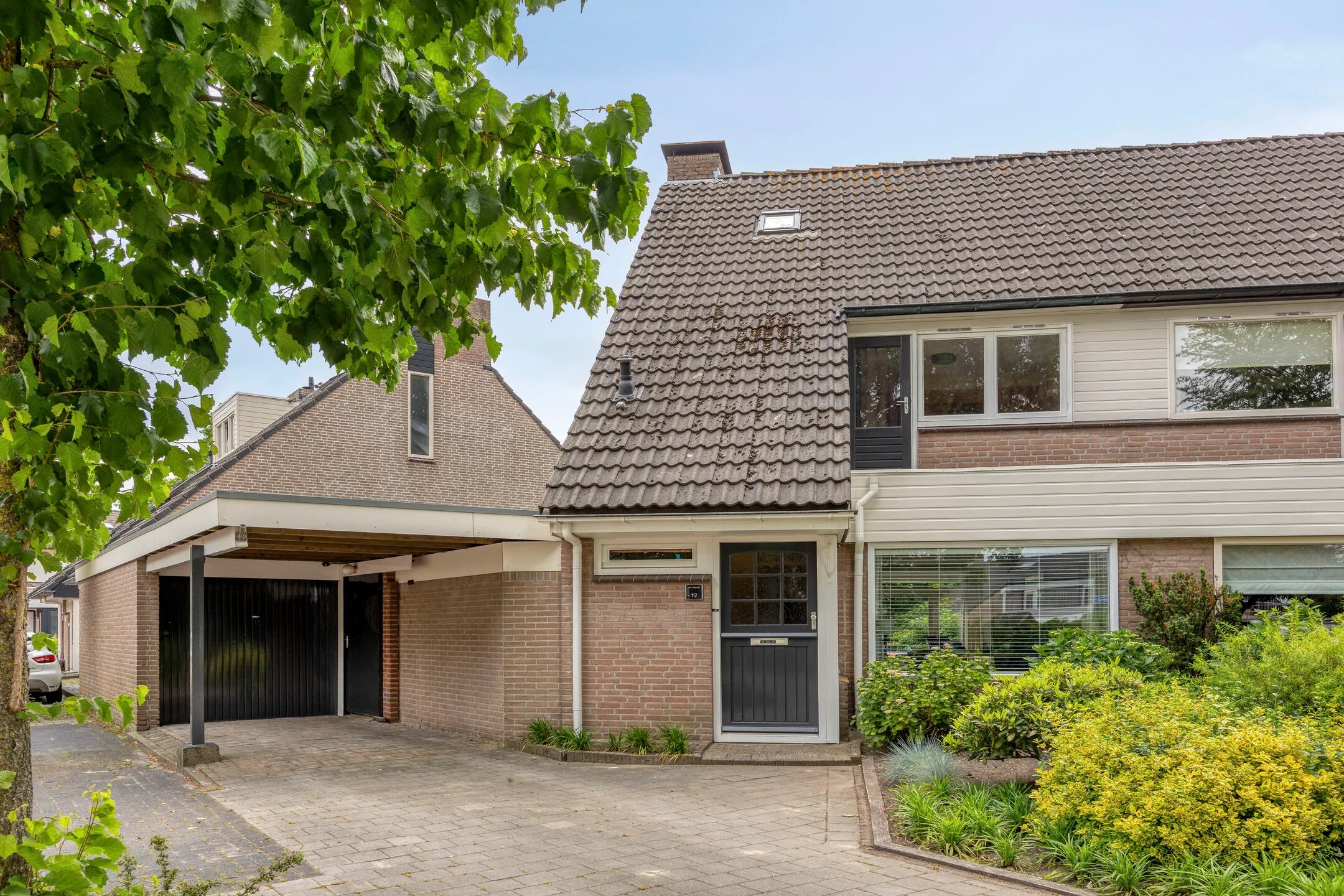 2-onder-1-kapwoning Hellenweg 12 in Goirle