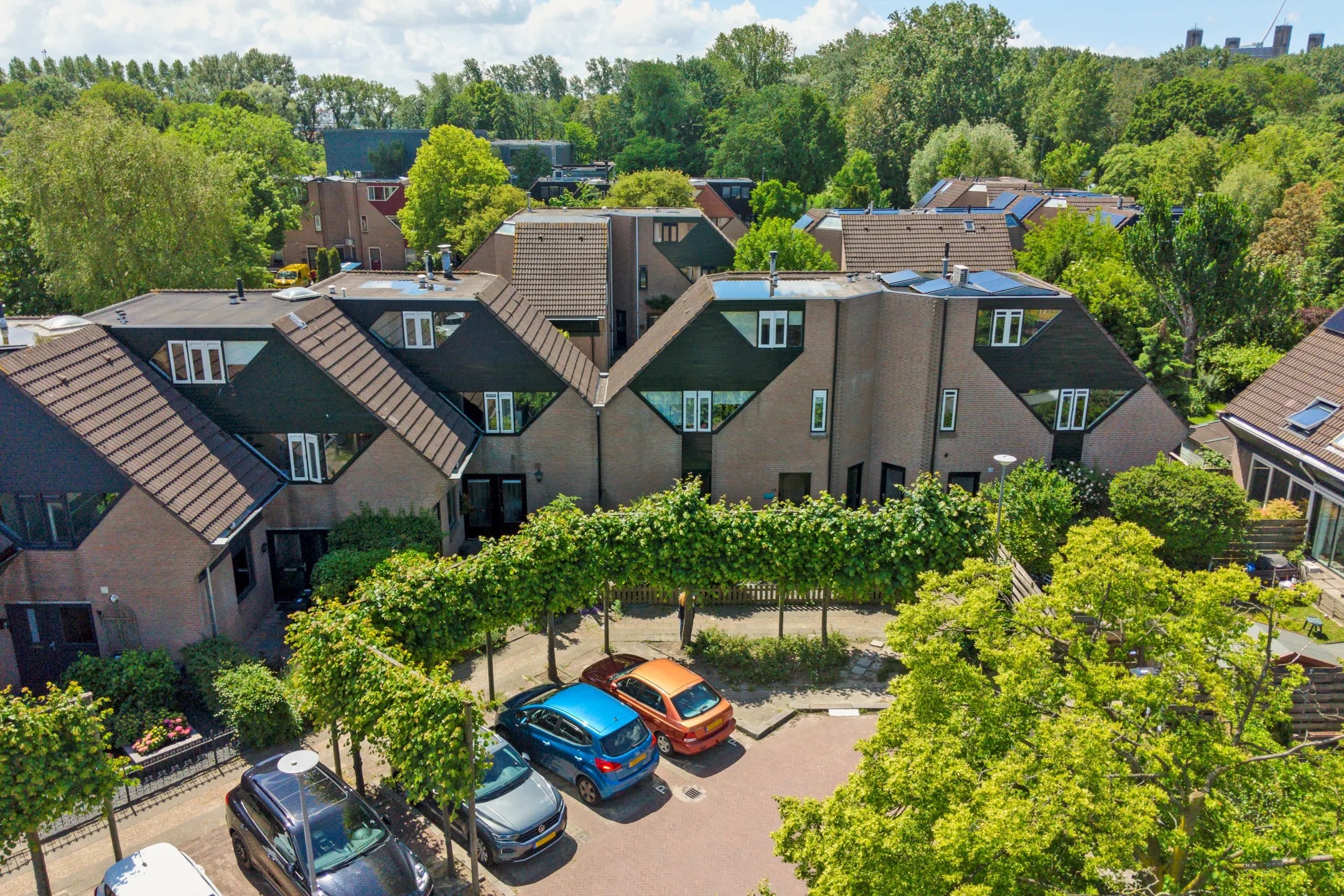 Tussenwoning Noordererf 20 in Rozenburg
