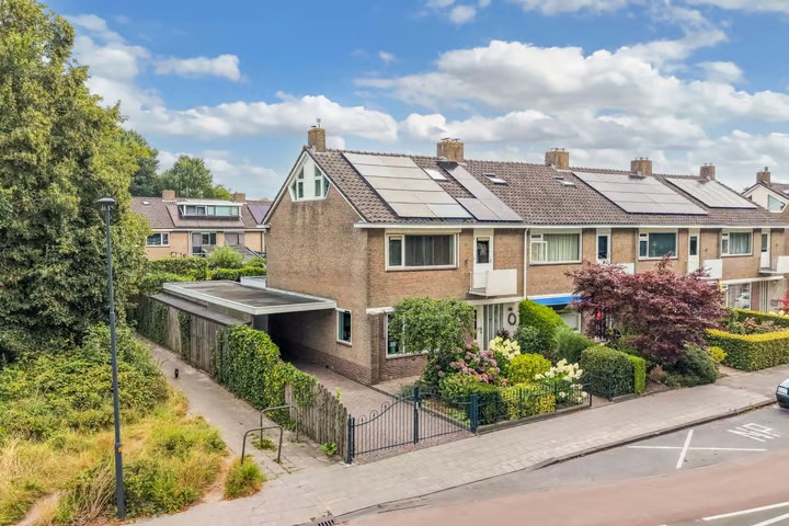 Hoekwoning Eikesingel 60 in Drachten
