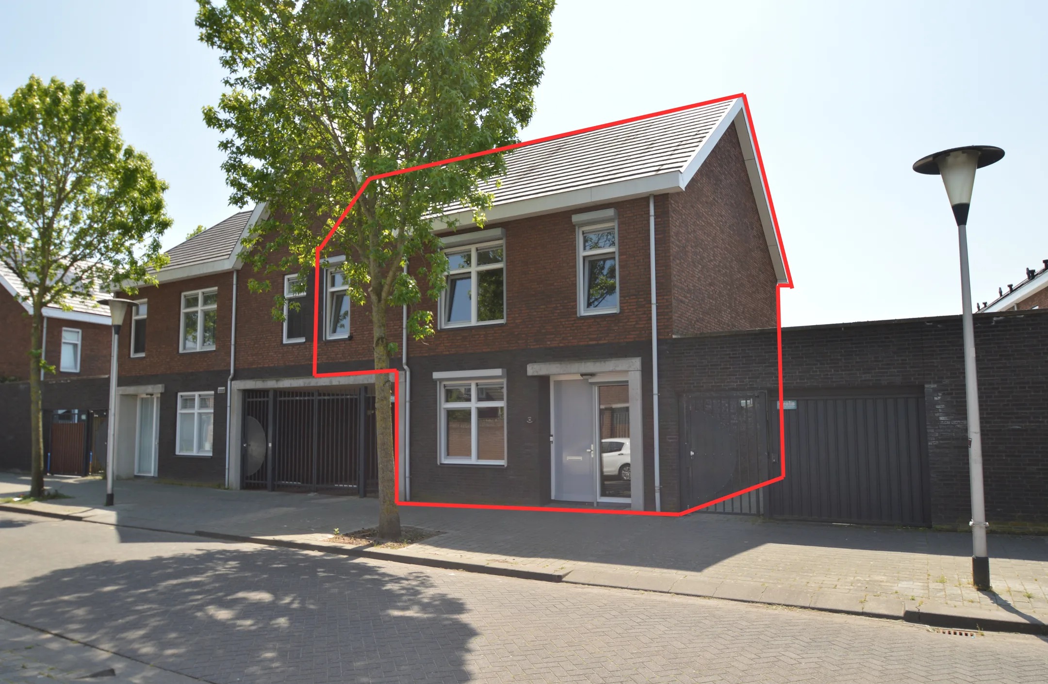 2-onder-1-kapwoning Prins Karelstraat 89 in Helmond