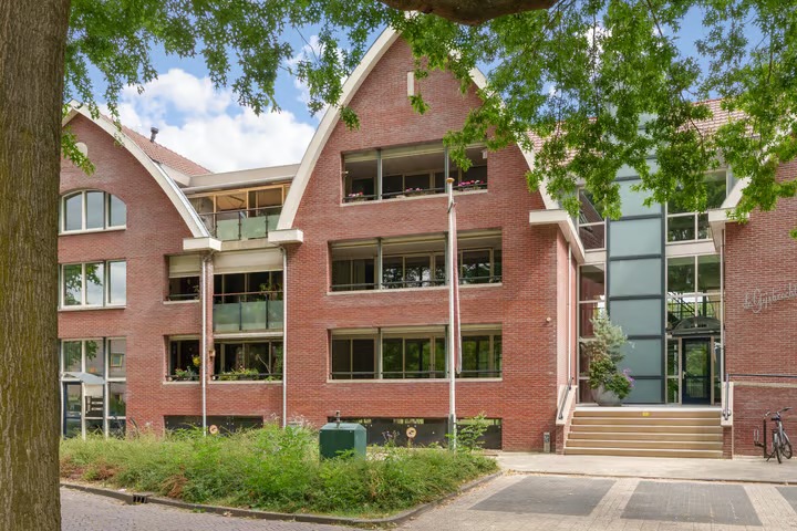 Portiekflat Gijsbrecht van Nijenrodestraat 4 in Breukelen